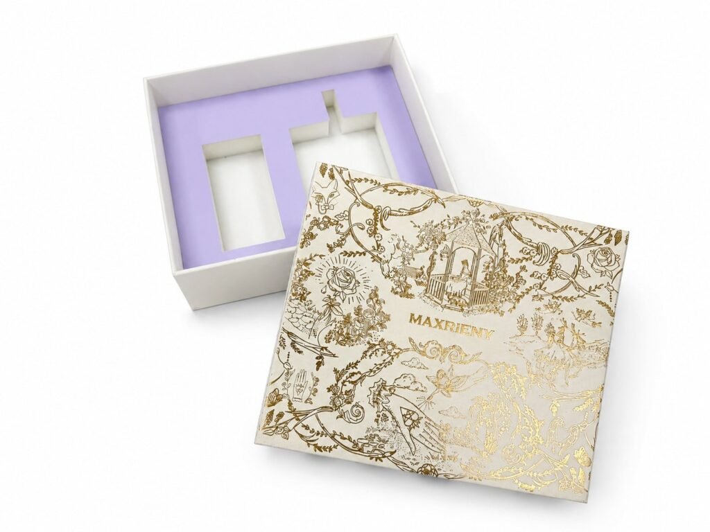 White and Gold Cosmetic Box with Flocked Sponge